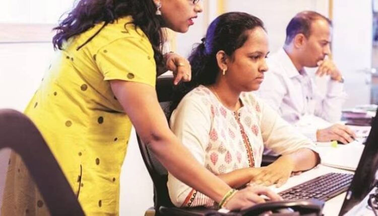 K'taka govt launches 'Gruha Lakshmi' scheme, to benefit 11 mn women